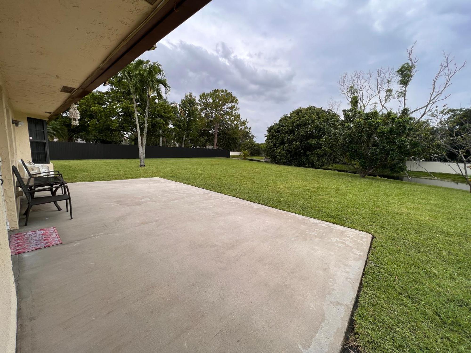 Entire Single Family Home 3 Bed 2 Bath In Water Front Big Cozy Back Yard View โคโคนัท ครีก ภายนอก รูปภาพ
